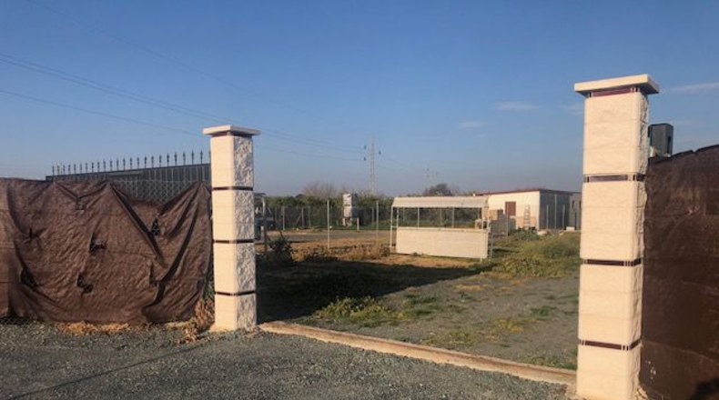 Sevilla - Lora del Río - 2500m2