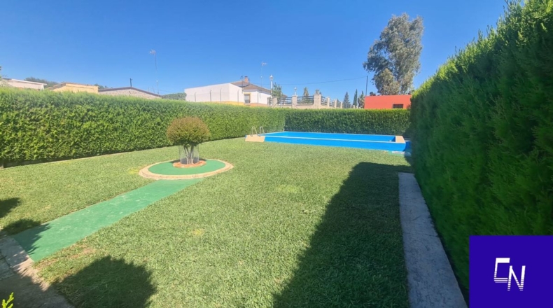 Sevilla - Lora del Río - 1113m2