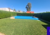 Chalet independiente con terreno en venta en Lora del Río ref: TR209593 foto