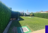 Chalet independiente con terreno en venta en Lora del Río ref: TR209593 foto