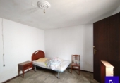 Дом с участком на продажу в городе Лора-дель-Рио. Фото