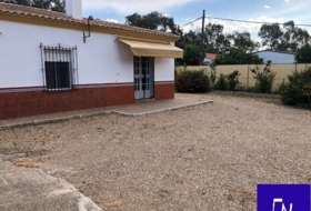 Lora del Río 2254&nbsp;m²