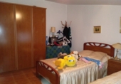Chalet independiente con terreno en venta en la España, Santo Domingo de la Calzada, ref: TR81510 foto