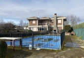 Chalet independiente con terreno en venta en Santo Domingo de la Calzada ref: TR252431 foto
