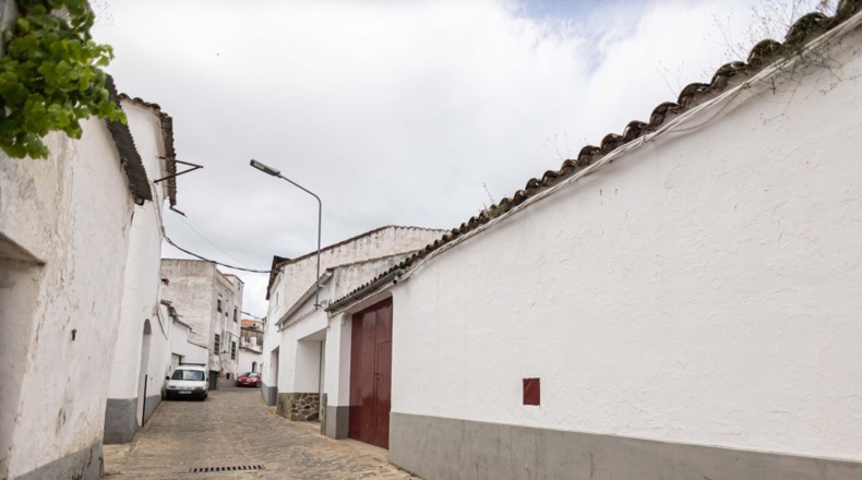 Badajoz - Fuentes de León - 357m2