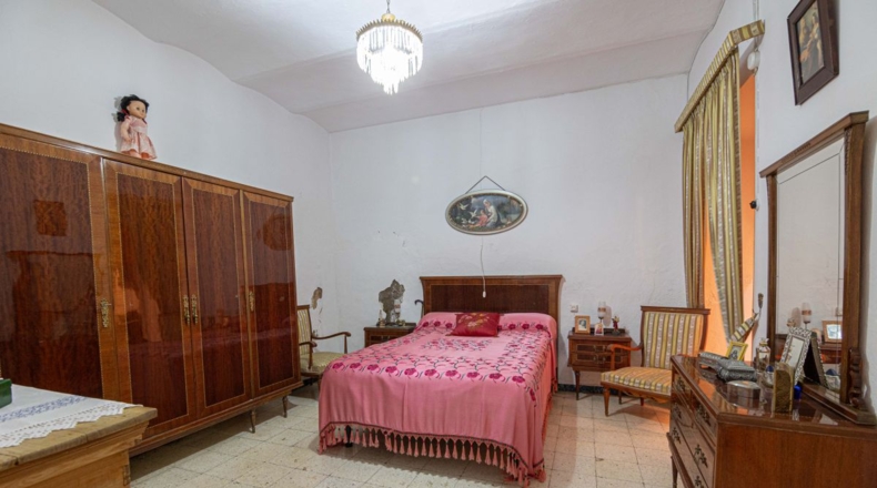 Badajoz - Fuentes de León - 357m2