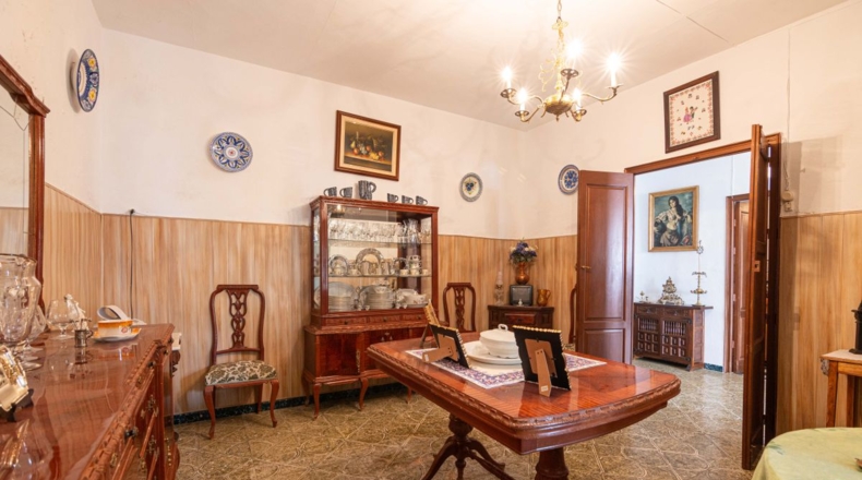 Badajoz - Fuentes de León - 357m2
