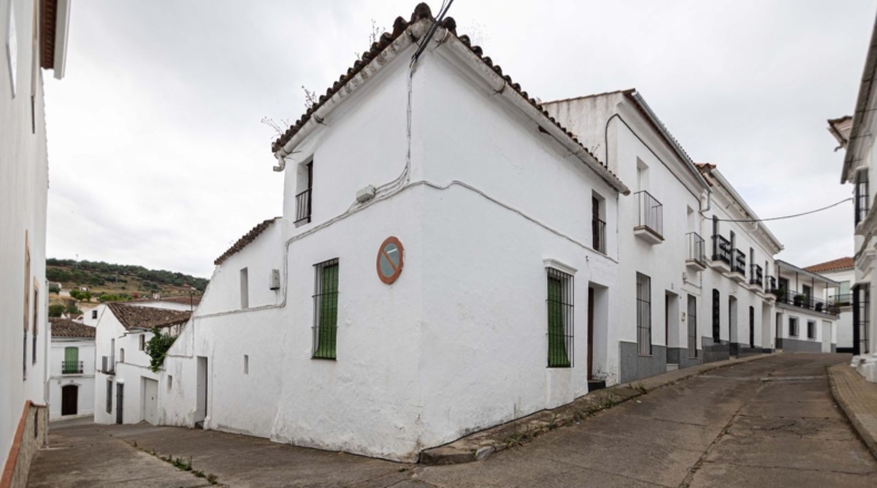 Badajoz - Fuentes de León - 357m2