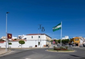 Chalet independiente con terreno en venta en la España, Santiponce, ref: TR187657 foto