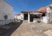 Chalet independiente con terreno en venta en la España, Santiponce, ref: TR187657 foto