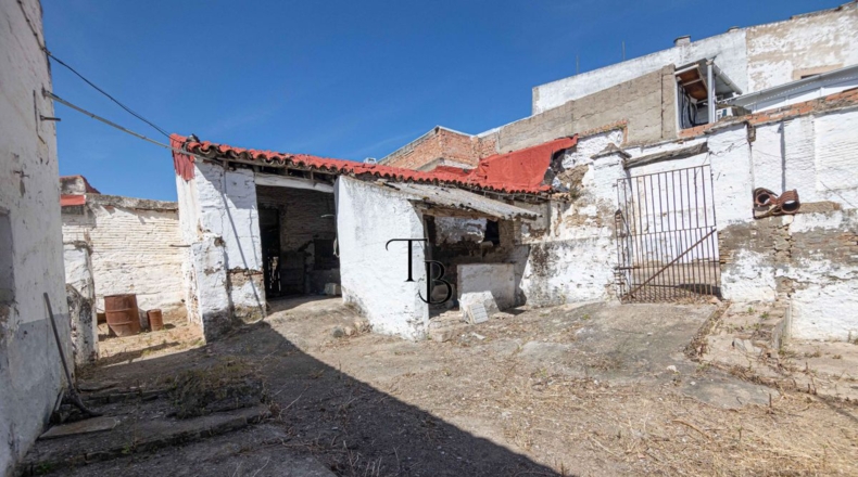 Seville - Santiponce - 955m2
