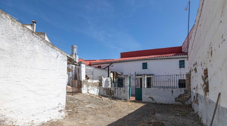 Seville - Santiponce - 955m2