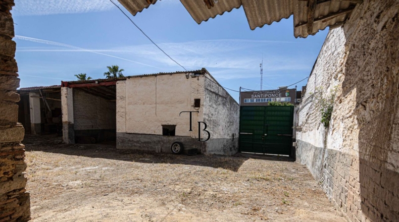 Seville - Santiponce - 955m2