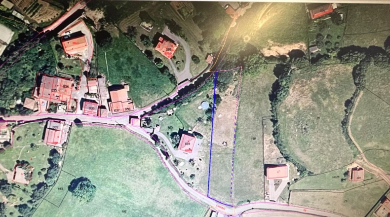 Asturias - El Conceyín - 1890m2