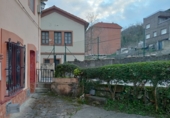 Casa de pueblo en venta en Oviedo ref: TR285097 foto