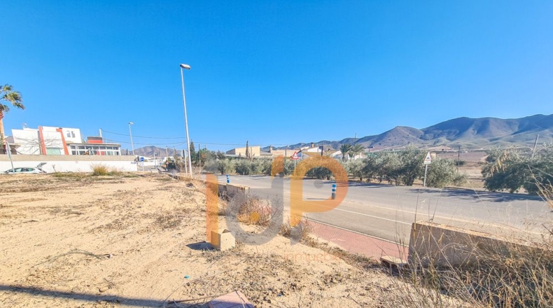 Almería - El Saltador - 400m2