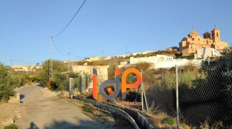 Almería - Santa María de Nieva - 6500m2