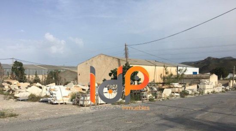 Almería - Fines - 1800m2