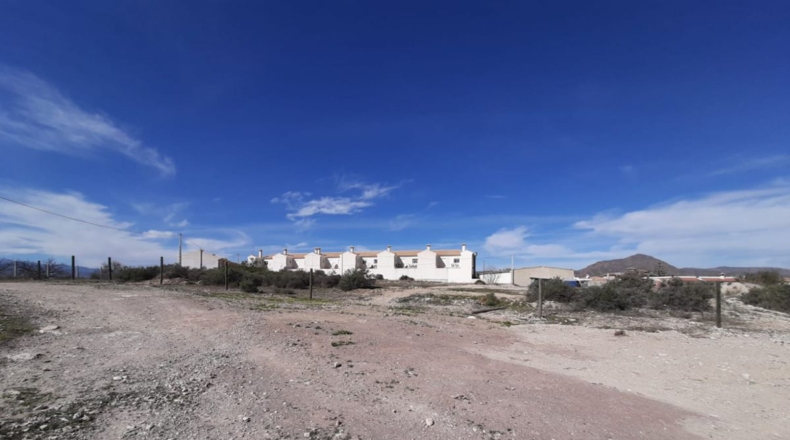 Almería - Zurgena - 3875m2