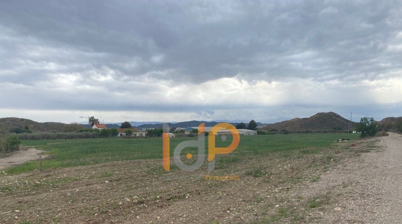 Almería - Úrcal - 20000m2