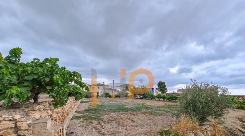 Almería - Oria - 2100m2
