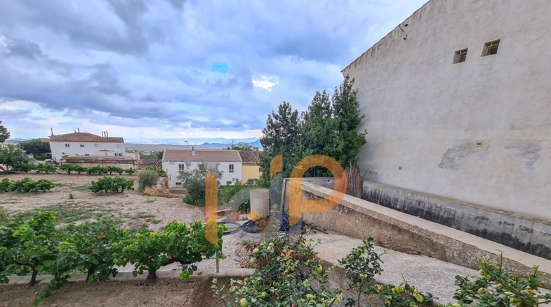 Almería - Oria - 2100m2