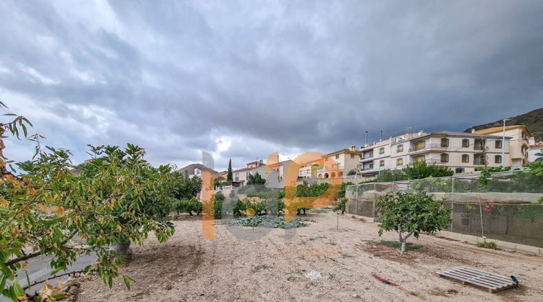 Almería - Oria - 2100m2