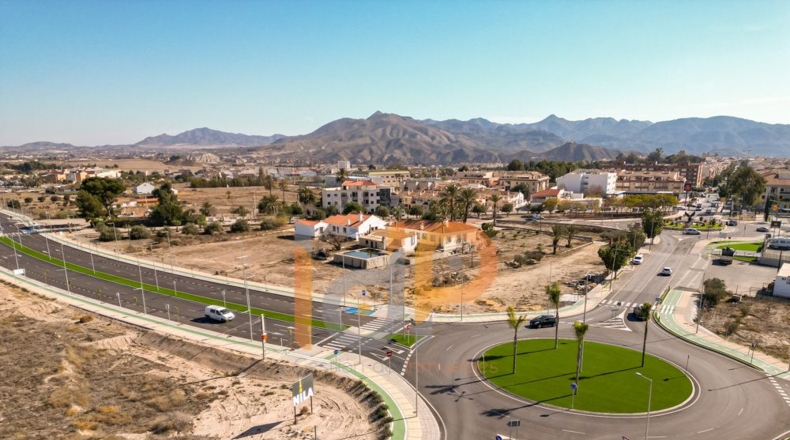 Almería - Huércal-Overa - 3716m2
