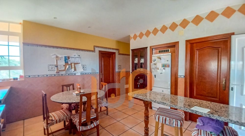 Almería - Las Herrerías - 1600m2