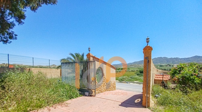 Almería - Las Herrerías - 1600m2