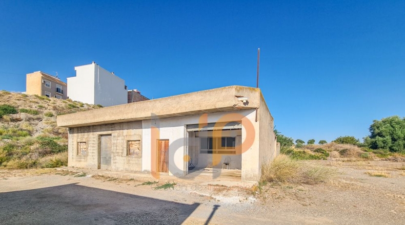 Альмерия - Huércal-Overa - 3350m2