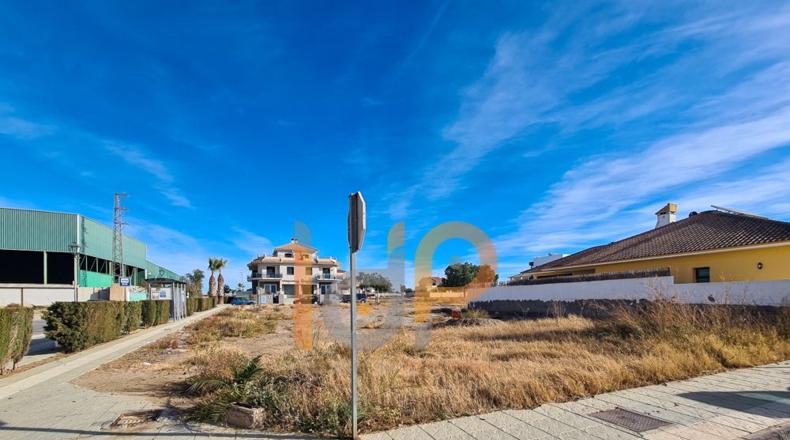 Almería - Huércal-Overa - 561m2