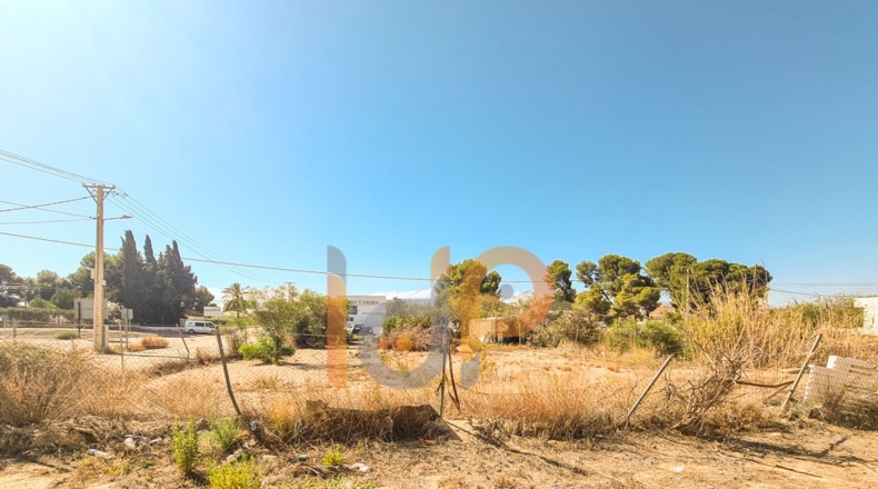 Almería - Huércal-Overa - 903m2