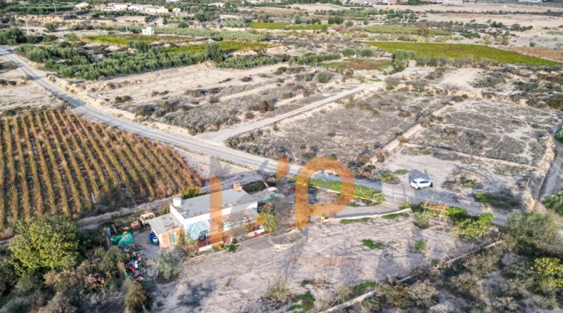 Almería - Huércal-Overa - 1379m2