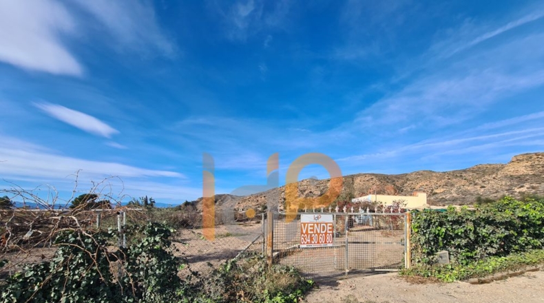 Almería - Huércal-Overa - 1379m2
