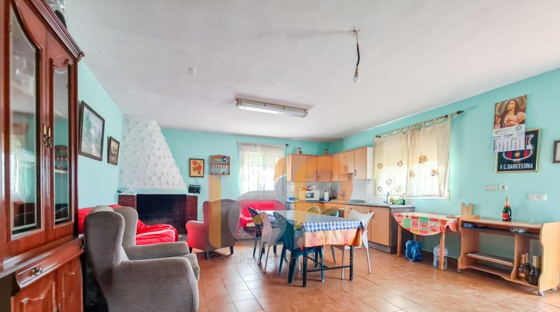 Almería - Huércal-Overa - 1379m2
