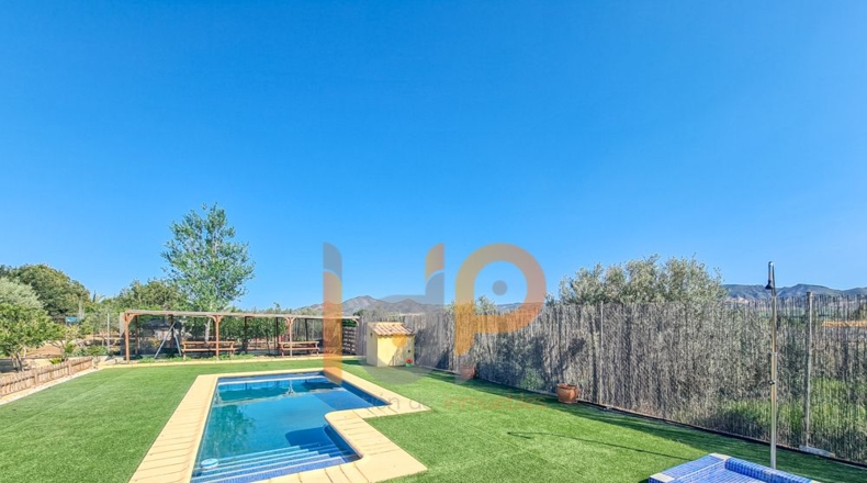 Almería - Huércal-Overa - 2600m2