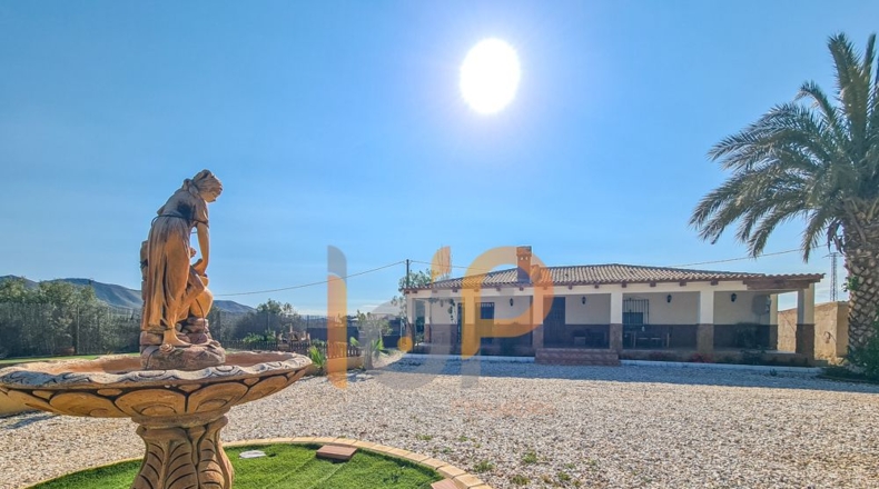 Almería - Huércal-Overa - 2600m2