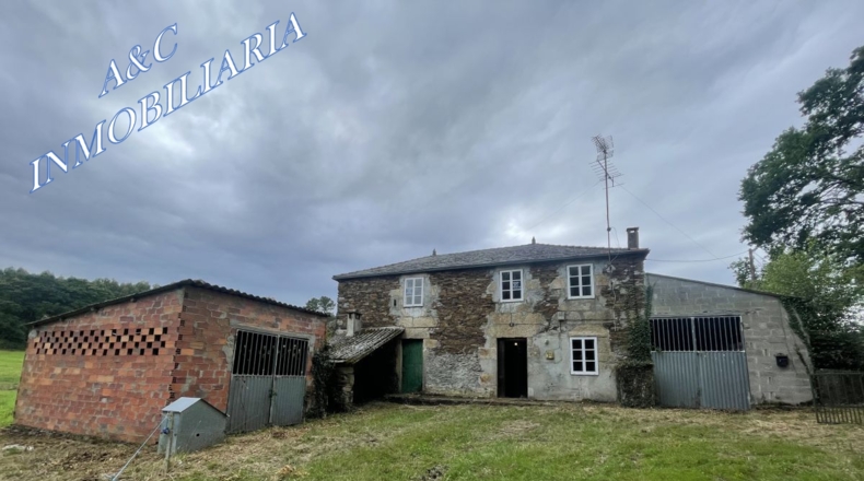 Lugo - A Vila - 4500m2