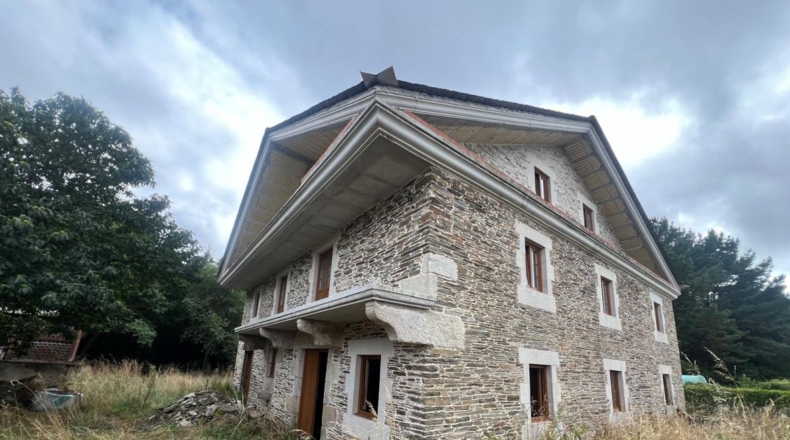 Lugo - Castelo - 1000m2