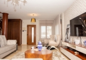 Chalet independiente con terreno en venta en Lugo ref: TR390688 foto