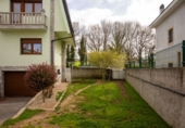 Chalet independiente con terreno en venta en Lugo ref: TR390688 foto