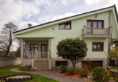 Chalet independiente con terreno en venta en Lugo ref: TR390688 foto