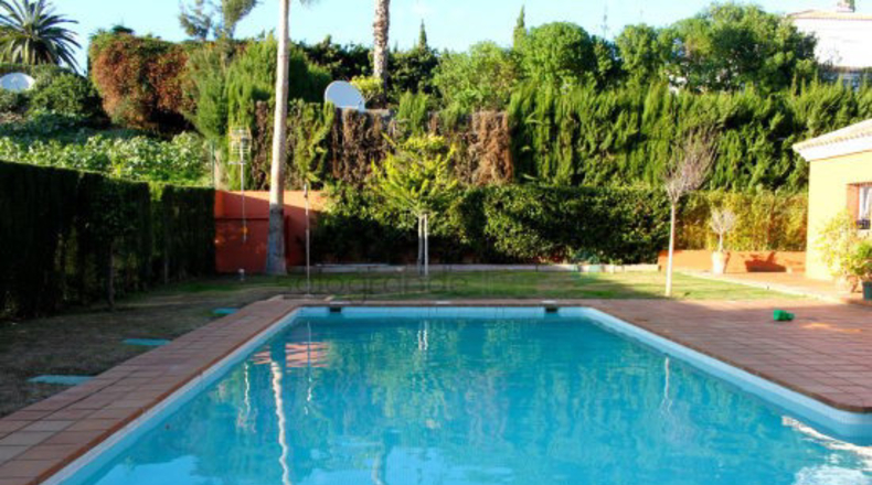 Cádiz - San Roque - 1345m2