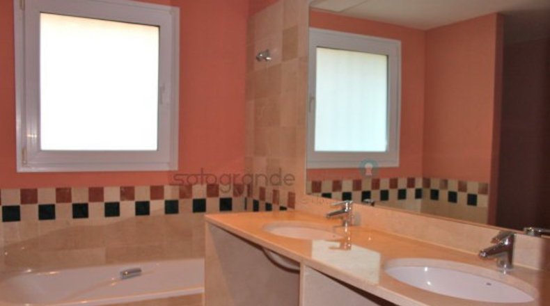 Cádiz - San Roque - 1345m2