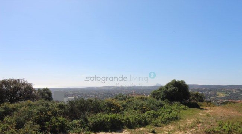 Cádiz - San Roque - 2395m2