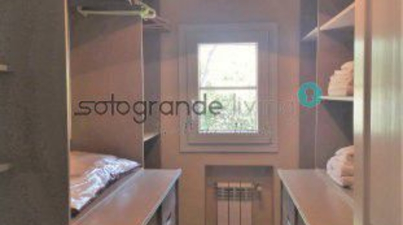 Cádiz - San Roque - 2450m2