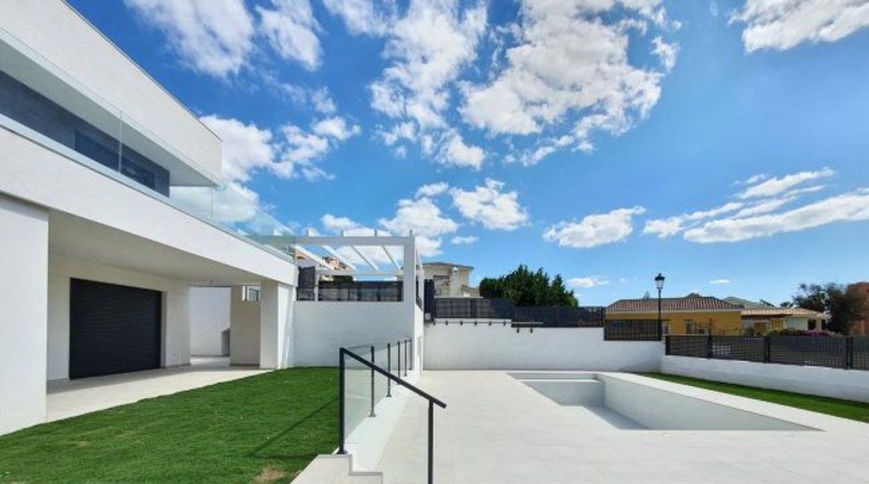 Málaga - Monte Vinas - 601m2