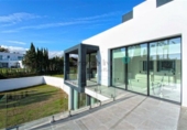 Vil·la amb terreny en venda a Estepona ref.: TR49709 foto