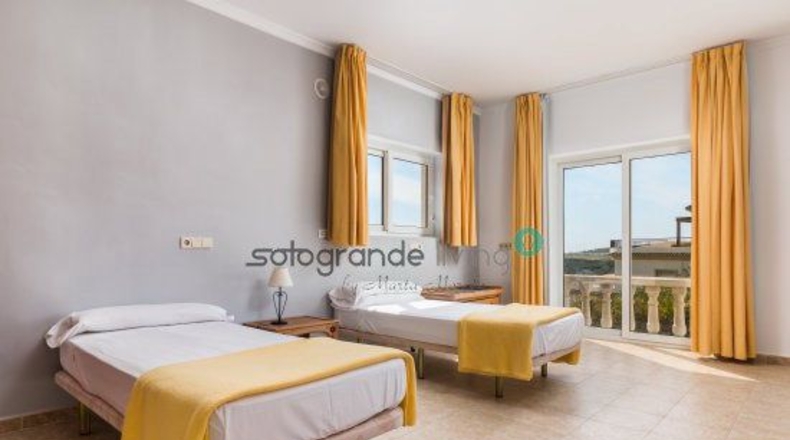 Cádiz - San Roque - 8722m2